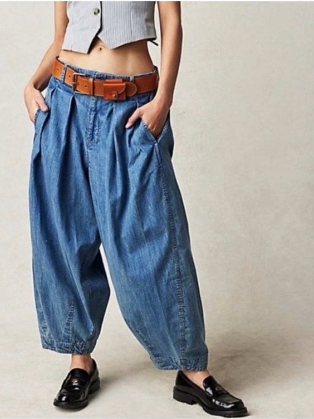 Relaxed Balloon Denim Trousers in Medium Blue